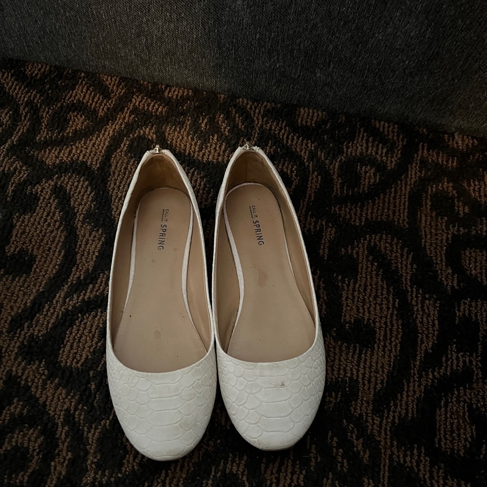 Shoes - Picture 2 of 2